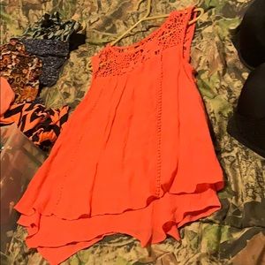 Pink tank top ( S- large)